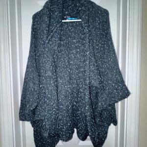 Lane Bryant Dark Gray Women's Knit Poncho with hints of green
